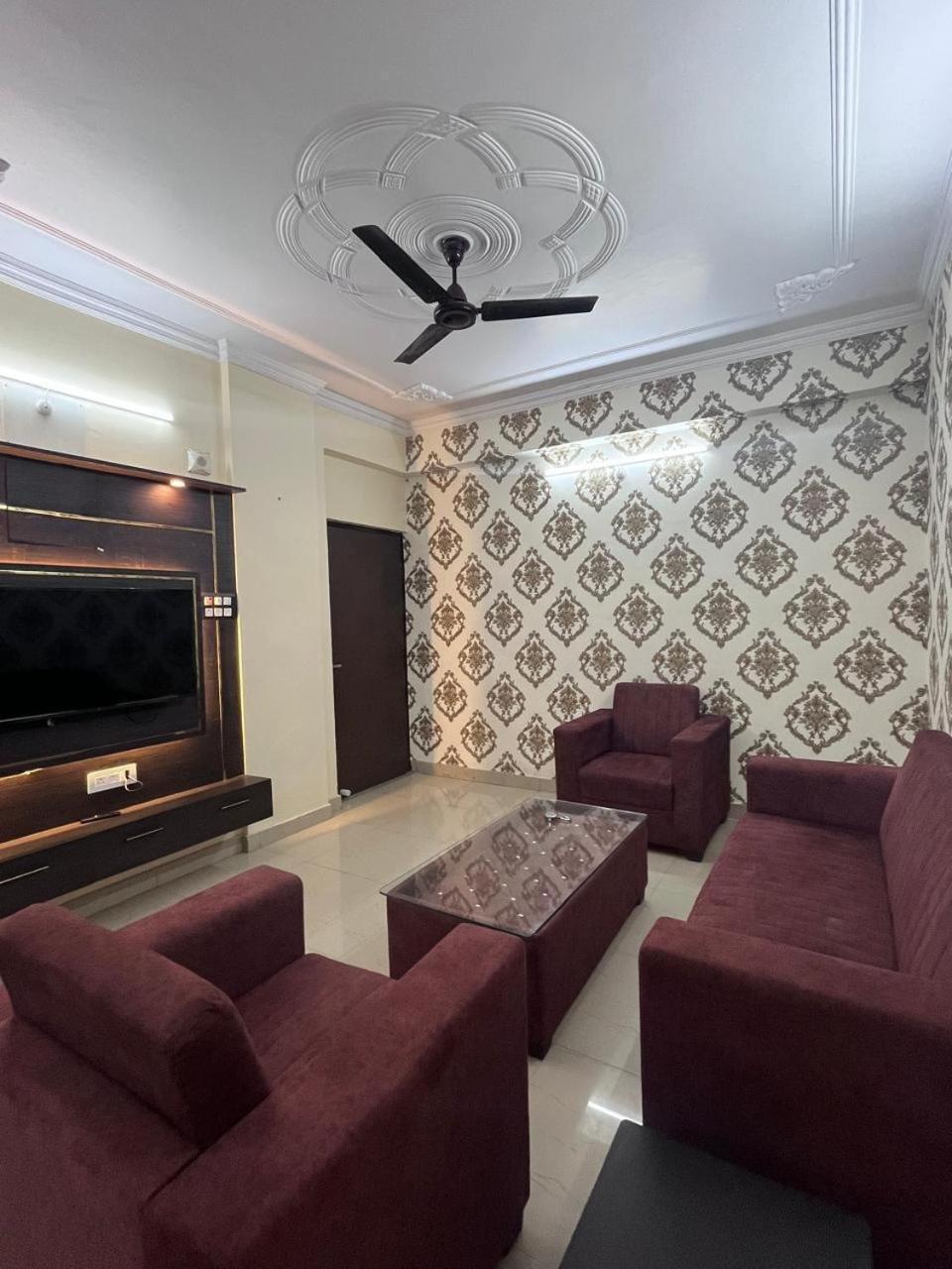Kashi Anadam Bnb Varanasi Exterior foto